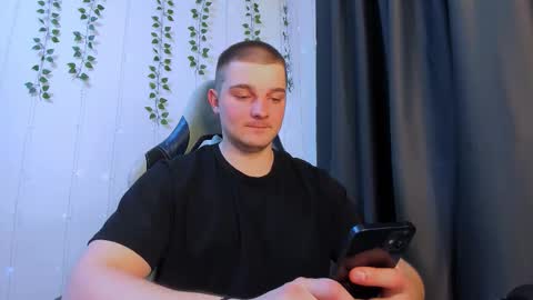 your_claddagh online show from March 9, 8:02 pm