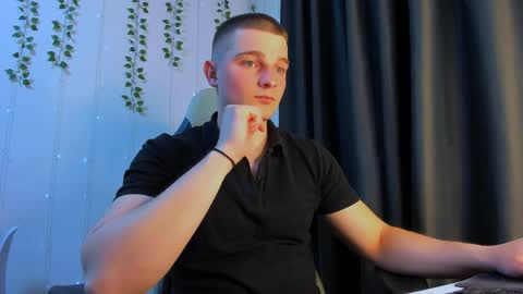 your_claddagh online show from April 2, 6:49 pm