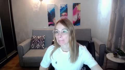 your_crush_12 online show from October 15, 6:35 am