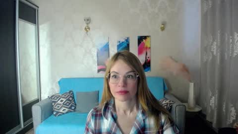 your_crush_12 online show from December 1, 8:30 am