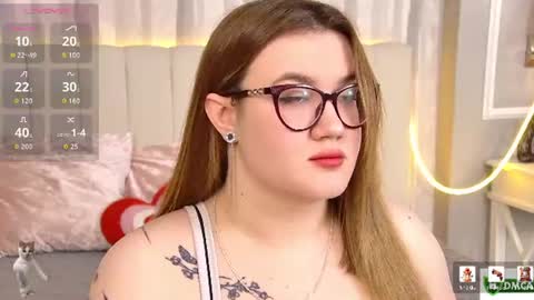 Snapshot of your_dream_nancy chatting on August 9, 1:38 pm Nancy online show from August 9, 1:38 pm