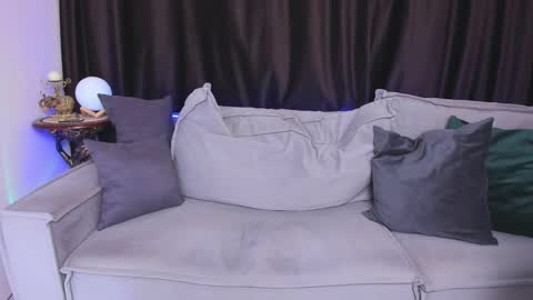 Snapshot of your_eclipse chatting on October 3, 3:09 pm Goddess Alana online show from October 3, 3:09 pm