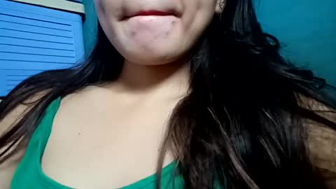 Snapshot of your_fantasy5 chatting on December 4, 8:12 am your_fantasy5 online show from December 4, 8:12 am