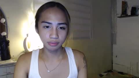 your_girl_cessxoxo online show from April 27, 4:49 pm