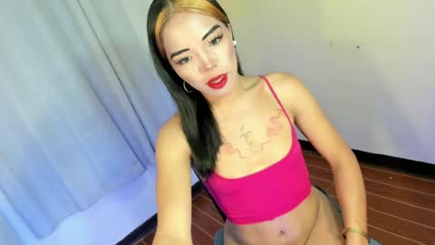 your_girl_yeka online show from June 17, 9:01 am