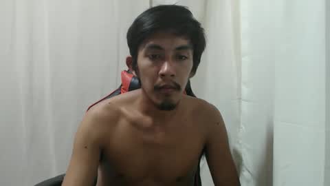 your_guy111 online show from May 6, 3:17 pm