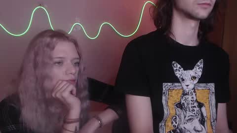 Snapshot of your_horny_friends chatting on March 5, 10:10 pm Your Horny Friends online show from March 5, 10:10 pm