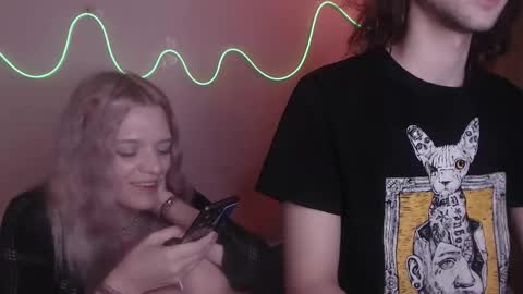 Snapshot of your_horny_friends chatting on March 6, 4:19 am Your Horny Friends online show from March 6, 4:19 am