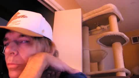 Sophiestar online show from May 2, 12:10 pm