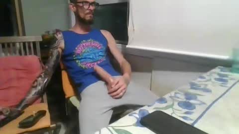 Snapshot of your_kingsex chatting on April 14, 1:44 am your_kingsex online show from April 14, 1:44 am