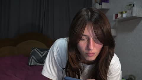 Snapshot of your_little_flexible_girl chatting on January 19, 9:23 pm Meri online show from January 19, 9:23 pm