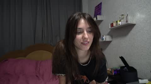 Snapshot of your_little_flexible_girl chatting on January 26, 12:37 am Meri online show from January 26, 12:37 am