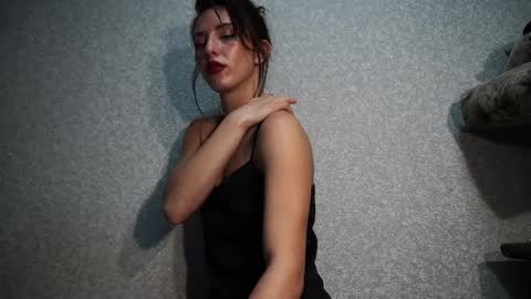 Snapshot of your_little_flexible_girl chatting on March 5, 9:48 pm Meri online show from March 5, 9:48 pm