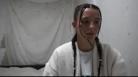 Snapshot of your_little_flexible_girl chatting on September 21, 8:54 pm Meri online show from September 21, 8:54 pm