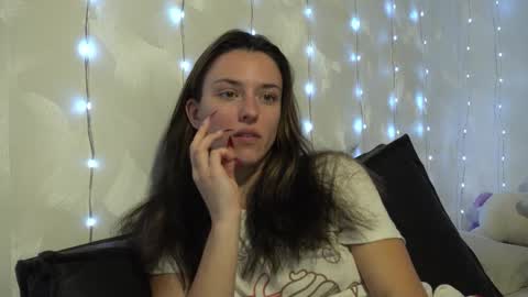 Snapshot of your_little_flexible_girl chatting on January 14, 9:09 pm Meri online show from January 14, 9:09 pm