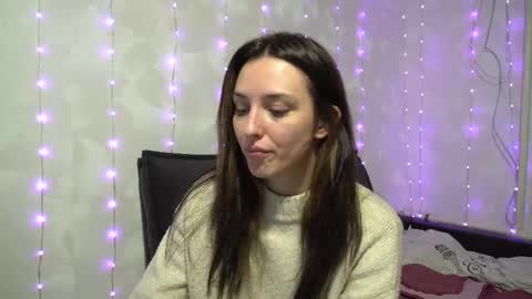 Snapshot of your_little_flexible_girl chatting on February 19, 8:27 pm Meri online show from February 19, 8:27 pm