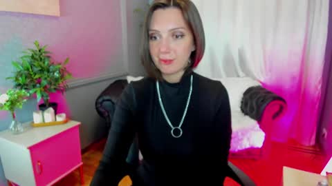 Snapshot of your_little_mom chatting on January 21, 1:43 pm Viky online show from January 21, 1:43 pm
