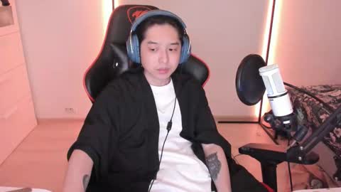 Han   online show from January 12, 12:38 am