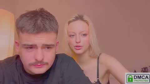 your_molly_mark online show from November 4, 4:06 pm