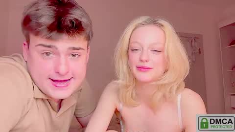 your_molly_mark online show from May 16, 12:07 am
