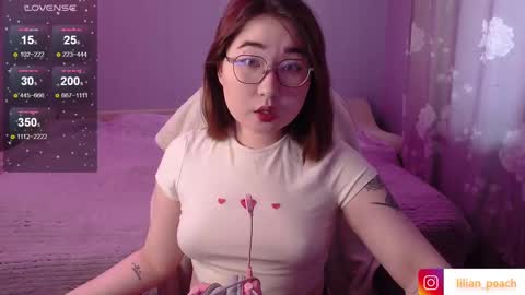 Snapshot of your_peachy_girl chatting on March 4, 10:46 am Lilian online show from March 4, 10:46 am