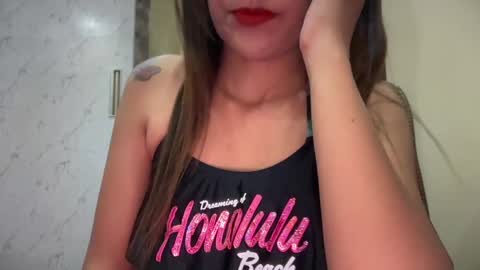 Snapshot of your_priya_77 chatting on December 9, 5:52 pm sonam online show from December 9, 5:52 pm