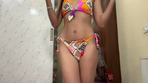 Snapshot of your_priya_77 chatting on December 11, 12:02 pm sonam online show from December 11, 12:02 pm