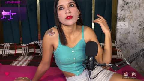 Snapshot of your_priya_77 chatting on January 17, 10:00 am sonam online show from January 17, 10:00 am