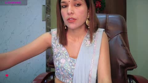 Snapshot of your_priya_77 chatting on January 23, 6:39 am sonam online show from January 23, 6:39 am