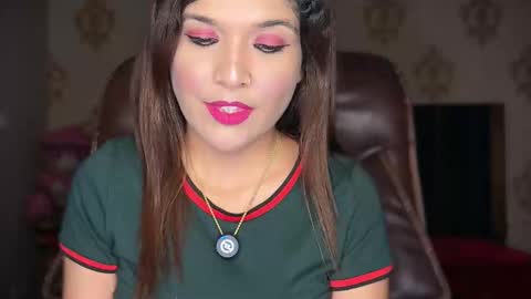 Snapshot of your_priya_77 chatting on October 28, 6:54 pm sonam online show from October 28, 6:54 pm