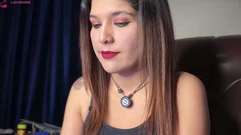 Snapshot of your_priya_77 chatting on November 27, 7:38 pm sonam online show from November 27, 7:38 pm