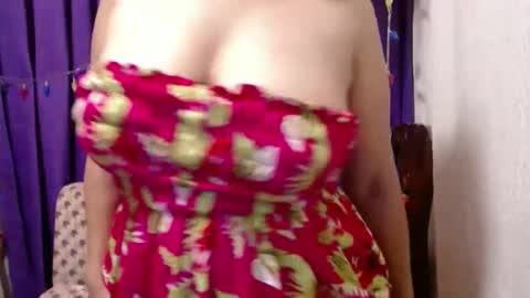 Snapshot of your_realpinay chatting on December 22, 11:22 am your_realpinay online show from December 22, 11:22 am