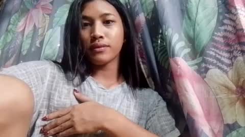 Snapshot of your_slutymorena chatting on June 24, 4:00 am your_slutymorena online show from June 24, 4:00 am
