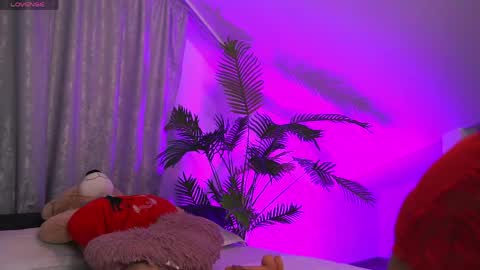 TenderSin online show from April 27, 1:47 am