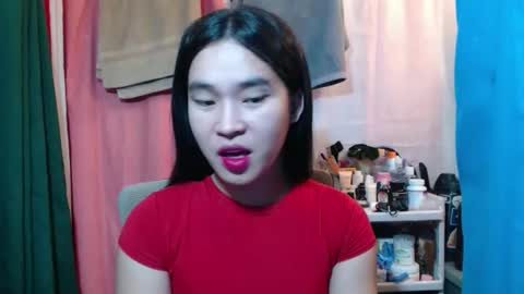 Snapshot of your_twinkletoes18 chatting on November 2, 6:43 pm your_twinkletoes18 online show from November 2, 6:43 pm