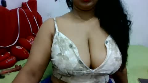 Snapshot of yourashawari chatting on July 5, 2:07 am yourashawari online show from July 5, 2:07 am