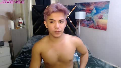 yourasian_bradley online show from October 26, 5:46 am