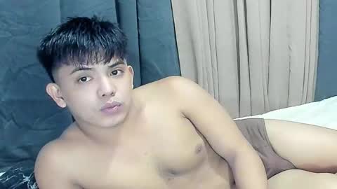 yourasian_bradley online show from December 5, 12:08 am