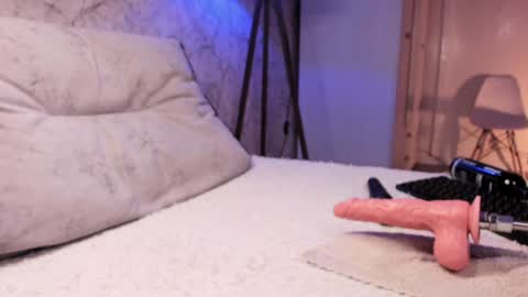 Snapshot of yourbabynatalie chatting on December 11, 6:42 pm Natalie 20yo PVT IS OPEN -- LUSH IS ON online show from December 11, 6:42 pm