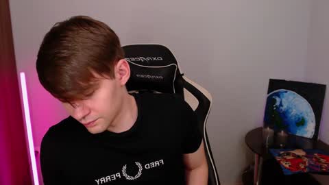 Snapshot of yourbilly chatting on December 14, 4:34 am Billy online show from December 14, 4:34 am