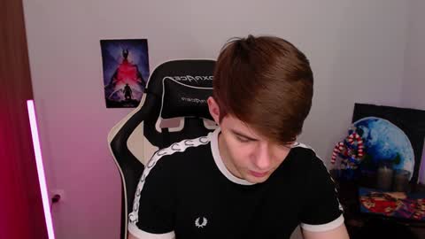 Snapshot of yourbilly chatting on December 19, 2:12 am Billy online show from December 19, 2:12 am