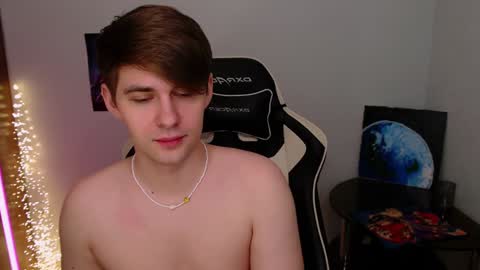 Snapshot of yourbilly chatting on January 13, 4:07 am Billy online show from January 13, 4:07 am