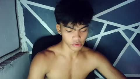 rainy online show from July 3, 9:21 pm