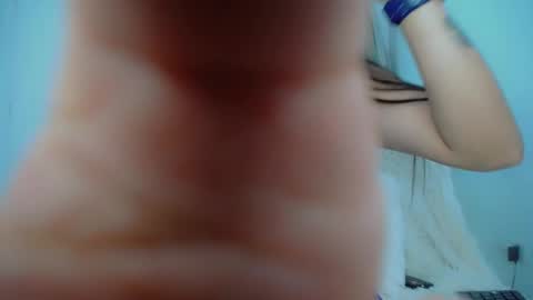 Snapshot of yourcutegiirl chatting on June 5, 4:45 pm Salom online show from June 5, 4:45 pm