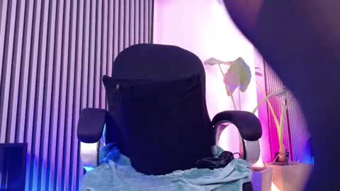 Snapshot of yourcutemolly chatting on November 27, 5:53 am Selena online show from November 27, 5:53 am