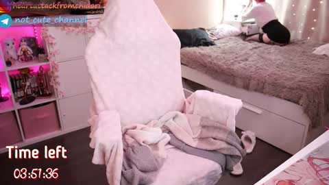 Lina Fansly    online show from October 25, 7:16 am