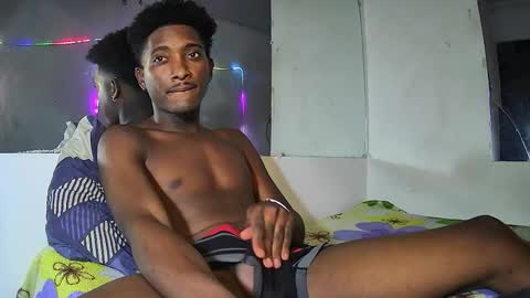 Snapshot of yourdaddy2005 chatting on February 22, 3:32 pm Yourdaddy2005 online show from February 22, 3:32 pm