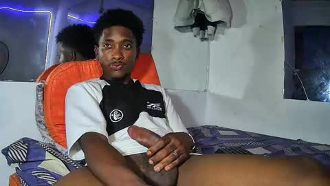 Snapshot of yourdaddy2005 chatting on March 11, 8:20 am Yourdaddy2005 online show from March 11, 8:20 am