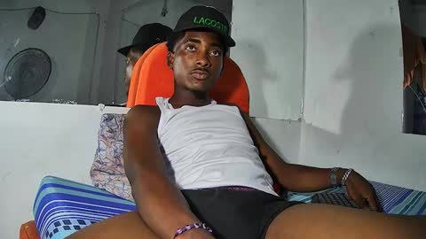 Snapshot of yourdaddy2005 chatting on March 17, 2:49 am Yourdaddy2005 online show from March 17, 2:49 am