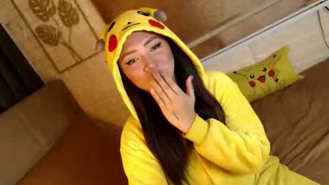 JEN  online show from February 18, 10:00 am